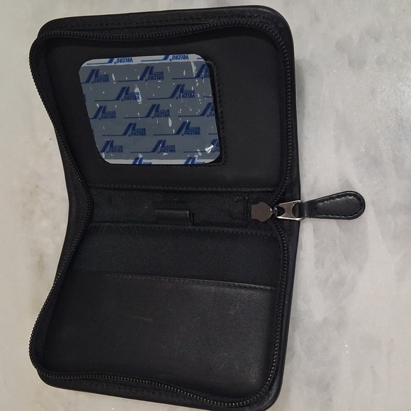 Storage Case - Picture 6 of 7